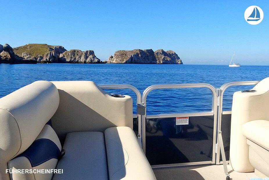 foto Sunchaser 7516 Navi Blue WITHOUT LICENCE - Port Adriano 8