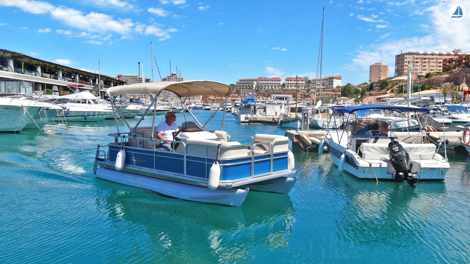 foto Sunchaser JJ 7516 EU WITHOUT LICENCE - Port Adriano 4