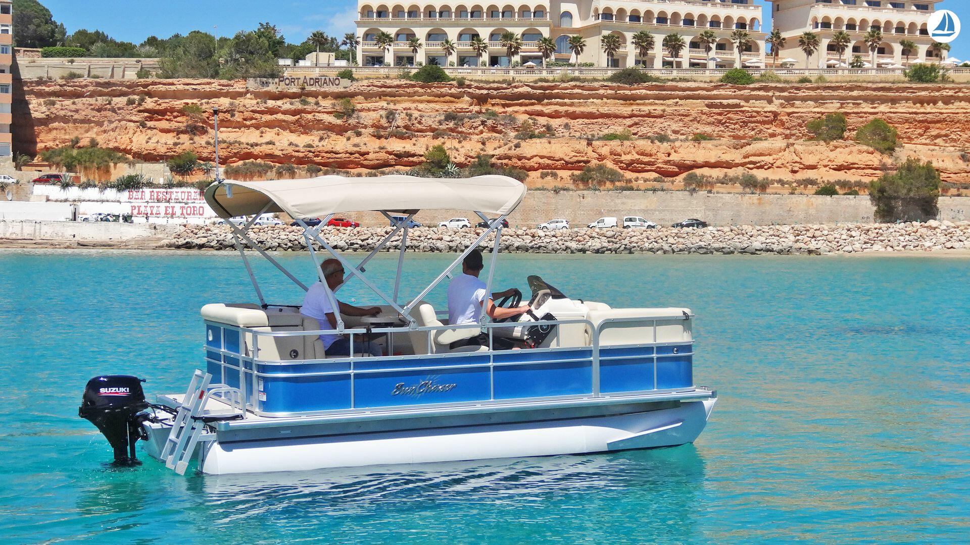 foto Sunchaser JJ 7516 EU WITHOUT LICENCE - Port Adriano 5