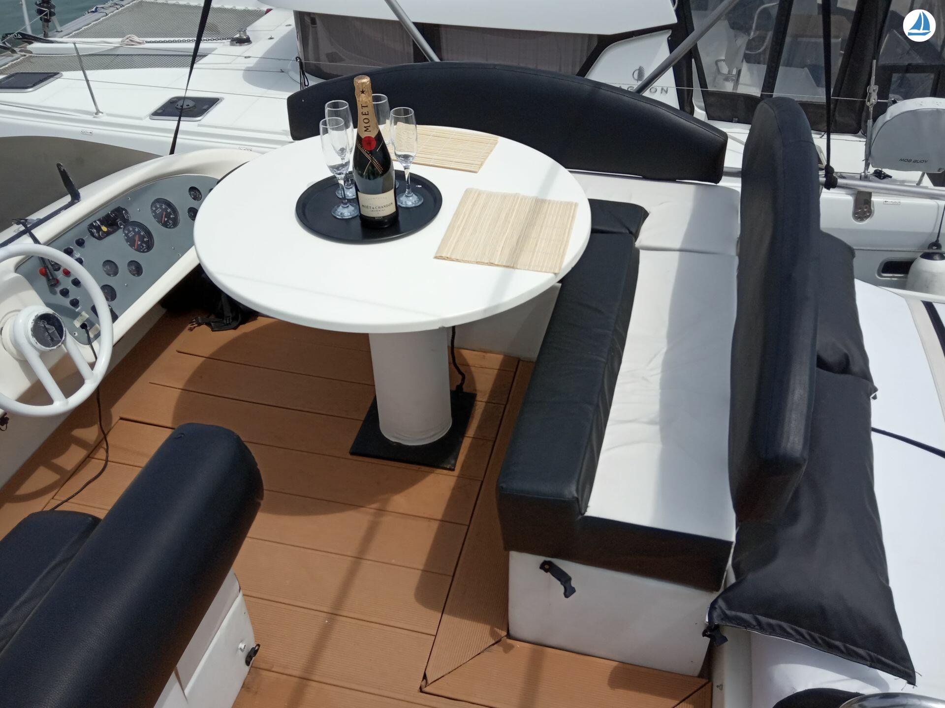 foto Azimut Az40 12