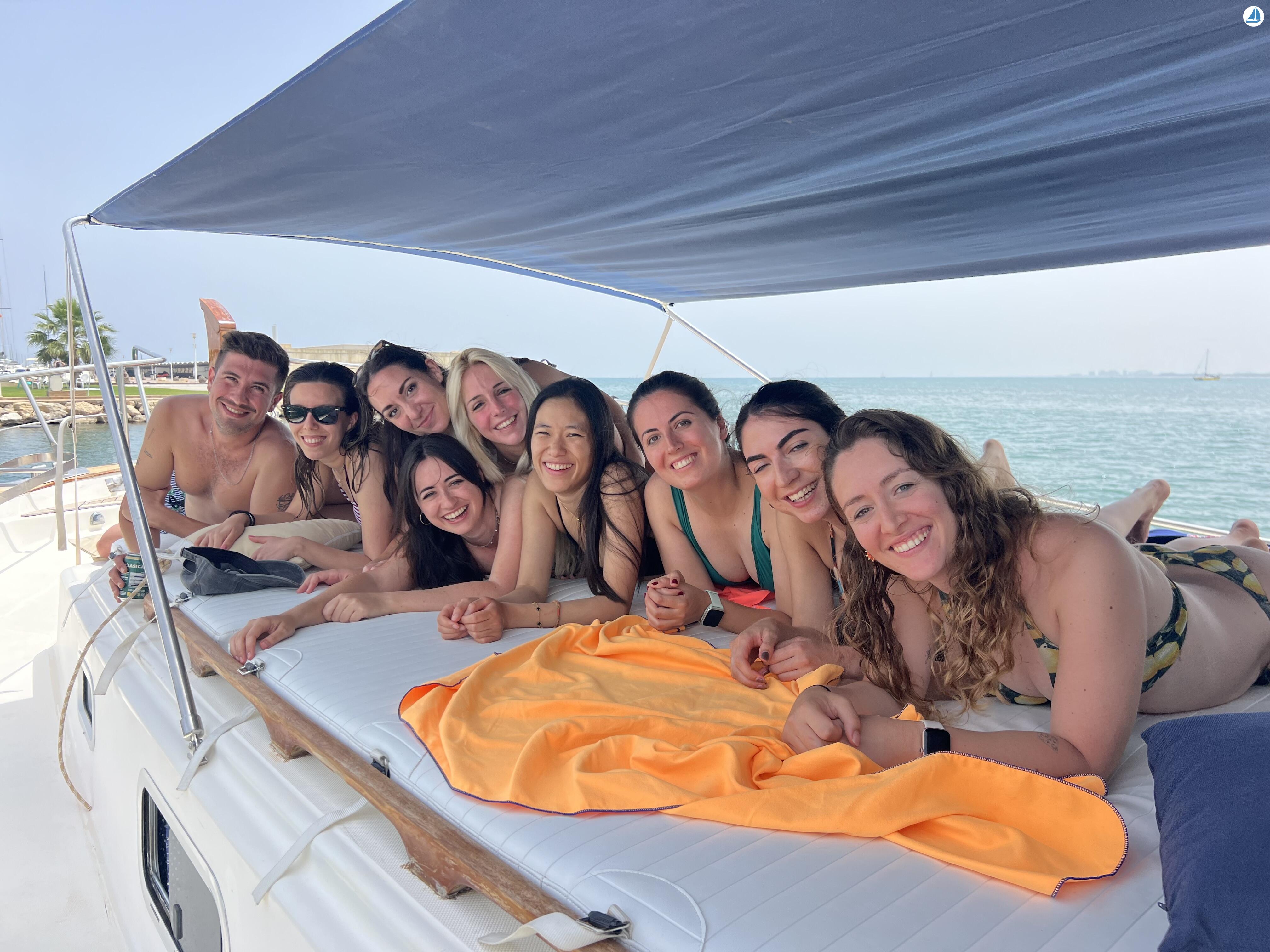 foto Patron Profesional de embarcaron de recreo 12