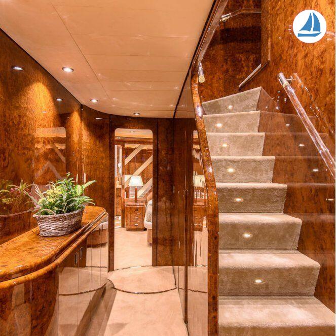 foto Mundomarine 120 8