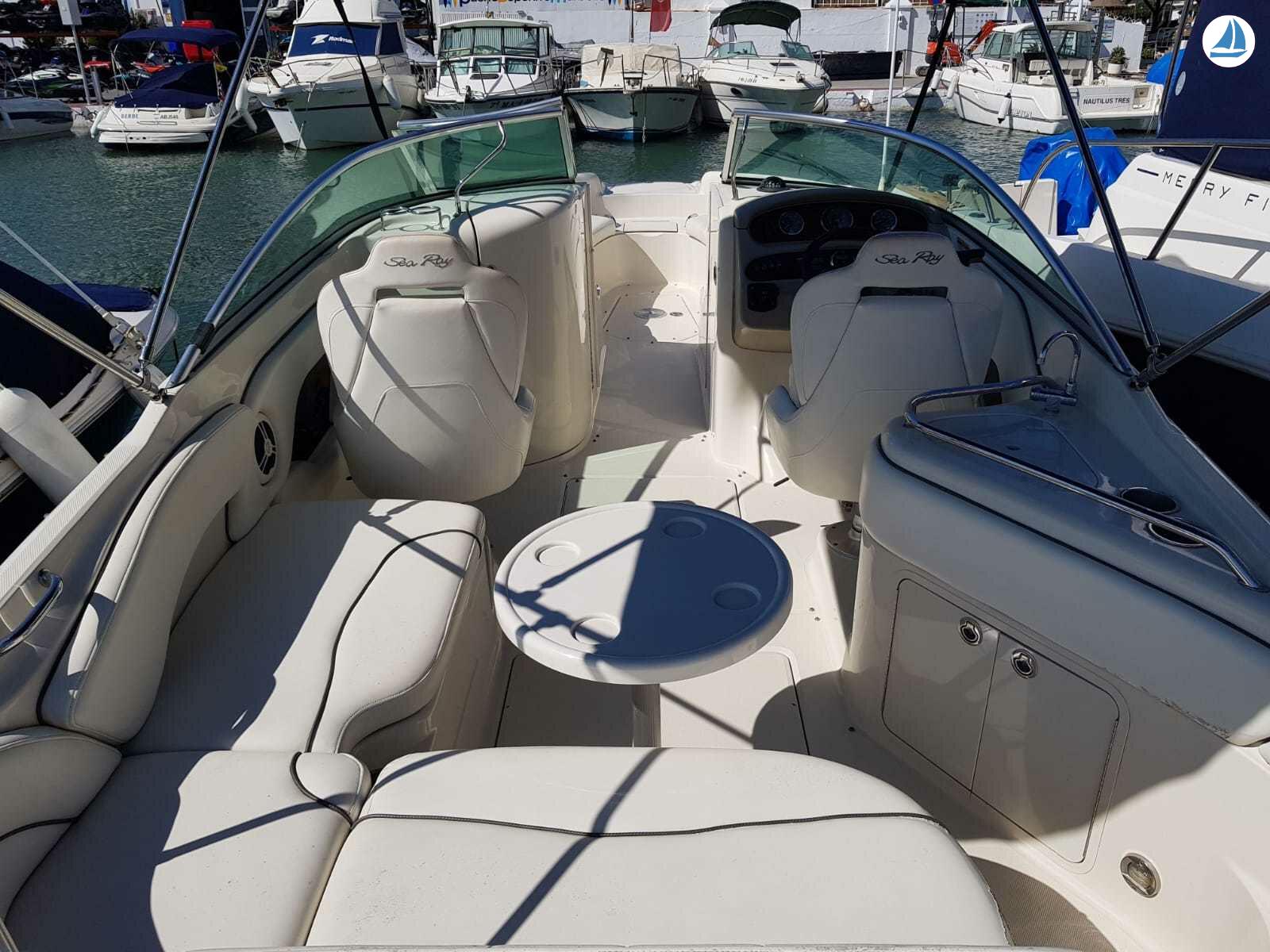 foto Sea Ray SUNDECK 240 4