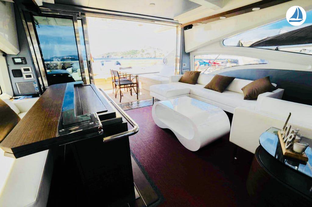 foto Azimut 68s 9