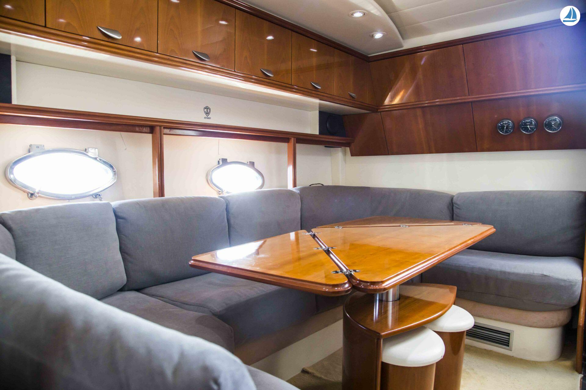 foto Pershing 45 10