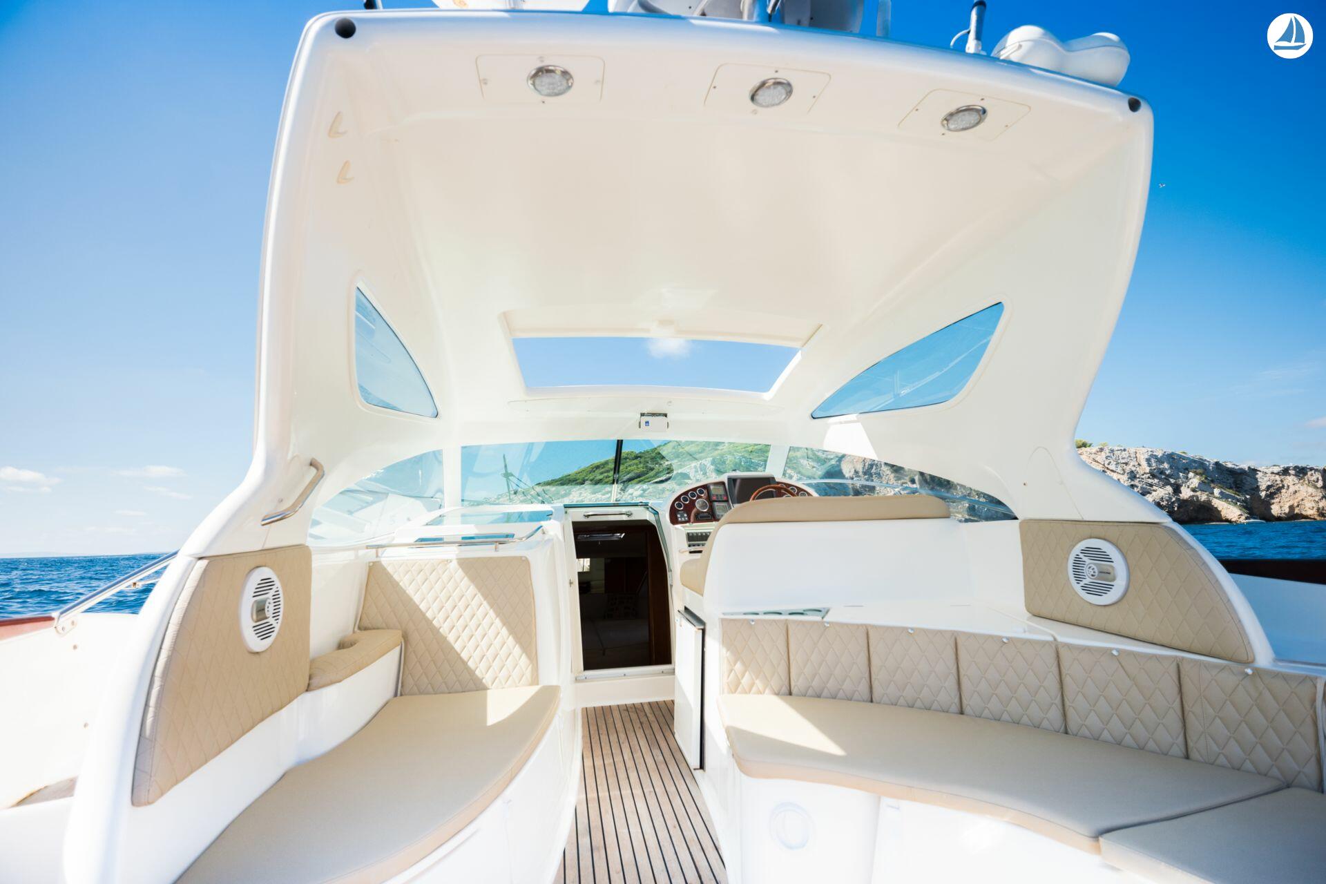 foto Prestige 34 8