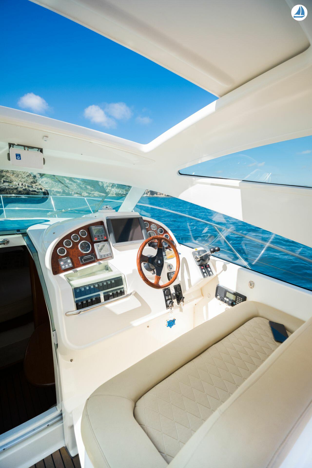 foto Prestige 34 9