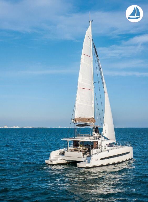foto Bali 4.3 Catana 2