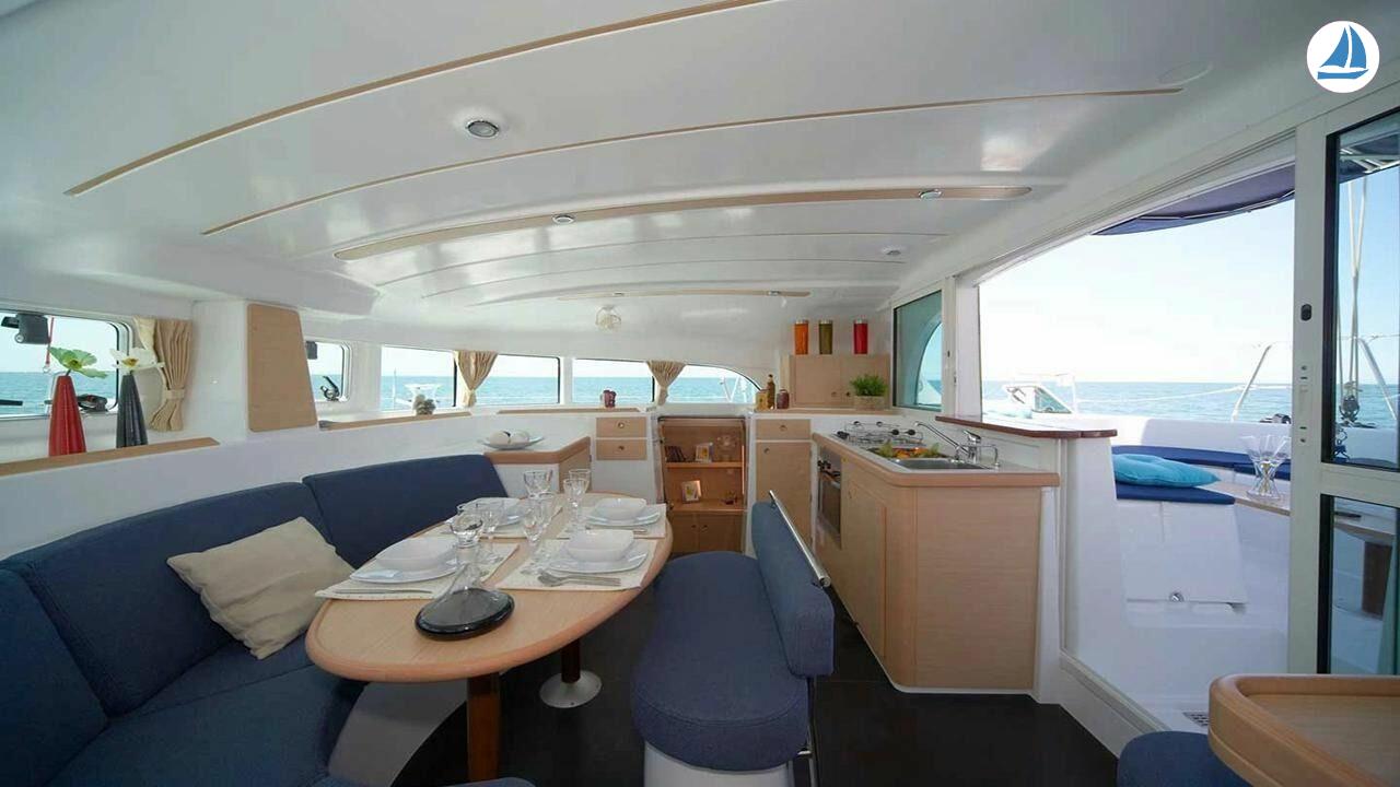 foto Lagoon 380 Plus 3