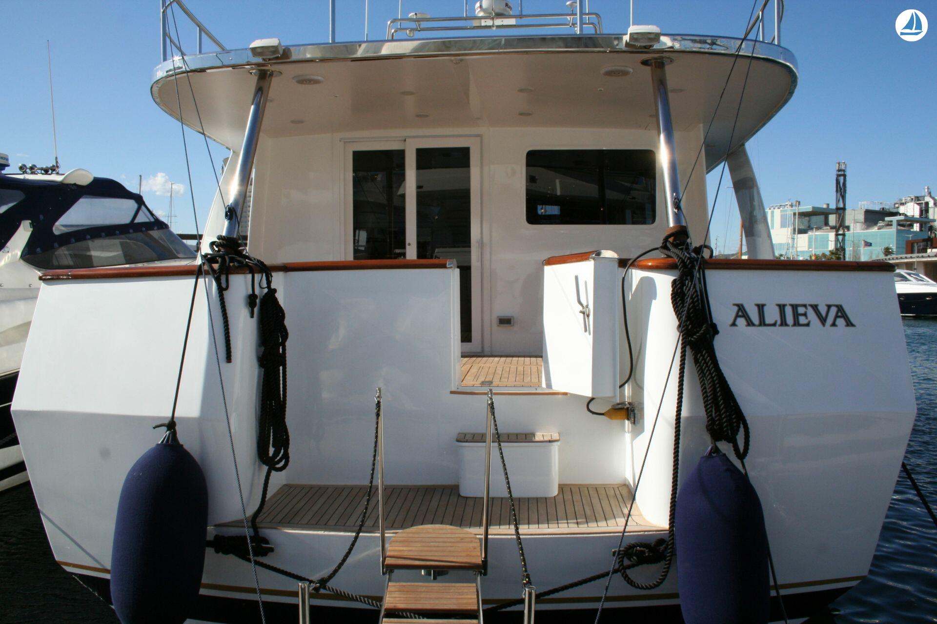 foto Alberto Vargas Gracia, Eva Morera y Jober Noubelt Trawler 9